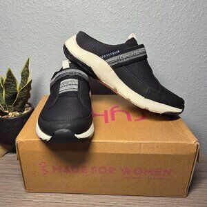 NEW!!! Ryka Engage Slip-On Black & White Athletic Mules.  Size:7